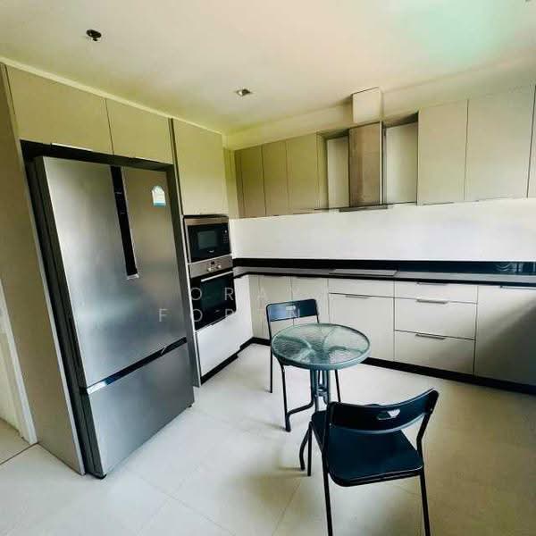 Suwansawat Condo, Bangkok, 308 Soi Suwansawat, Thung Maha Mek, Sathon, Bangkok, 4 Bedrooms, 225 sqm, Condo For Rent, by Oraya Fortney, 500532038 - DDproperty.com