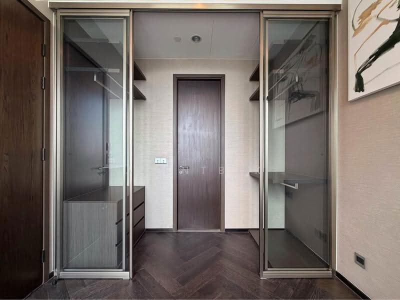 The Esse Sukhumvit 36, Bangkok, Soi Sukhumvit 36, Sukhumvit Road, Phra Kanong, Khlong Toei, Bangkok, 1 Bedroom, 39 sqm, Condo For Rent, by Agentbkk, 500532046 - DDproperty.com