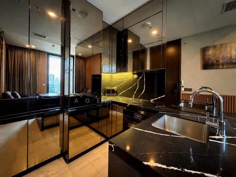 The Esse Sukhumvit 36, Bangkok, Soi Sukhumvit 36, Sukhumvit Road, Phra Kanong, Khlong Toei, Bangkok, 1 Bedroom, 39 sqm, Condo For Rent, by Agentbkk, 500532046 - DDproperty.com