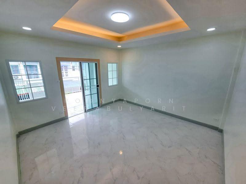 หมู่บ้านดิเอมเมอรัลด์ ซอยราชพฤกษ์ 10, Nonthaburi, Bang Bua Thong, Nonthaburi, 3 Bedrooms, 136 sqm, Townhouse For Sale, by Poonyaporn Veerabulyarit, 500532070 - DDproperty.com