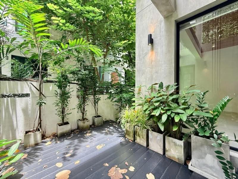 Detached House, Bangkok, Sukhumvit 28, Khong Tan, Khlong Toei, Bangkok, 2 Bedrooms, 250 sqm, Single Detached House For Rent, by Bangkok Residential, 500532095 - DDproperty.com