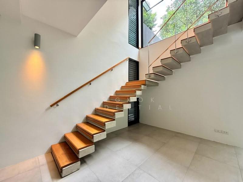 Detached House, Bangkok, Sukhumvit 28, Khong Tan, Khlong Toei, Bangkok, 2 Bedrooms, 250 sqm, Single Detached House For Rent, by Bangkok Residential, 500532095 - DDproperty.com
