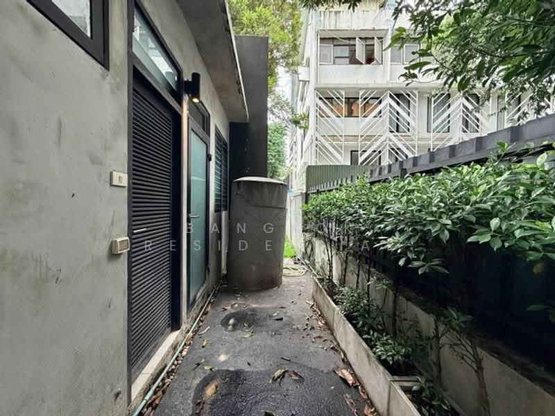 Detached House, Bangkok, Sukhumvit 28, Khong Tan, Khlong Toei, Bangkok, 2 Bedrooms, 250 sqm, Single Detached House For Rent, by Bangkok Residential, 500532095 - DDproperty.com