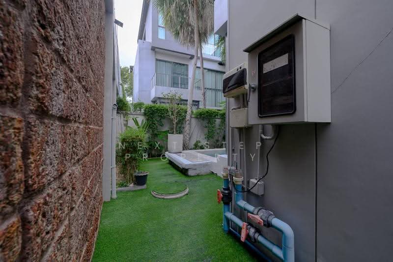 The Gentry Ekamai-Ladprao, Bangkok, 90 Soi Ladprao 94, Phlapphla, Wang Thonglang, Bangkok, 4 Bedrooms, 253 sqm, Single Detached House For Sale, by Next Step Property, 500532097 - DDproperty.com
