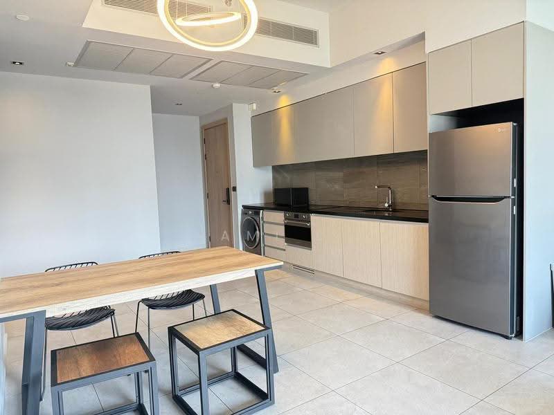 The Lofts Asoke, Bangkok, Sukhumvit 21 Road, Khlongtoei Nua, Watthana, Bangkok, 2 Bedrooms, 87 sqm, Condo For Sale, by Nami E., 500532103 - DDproperty.com