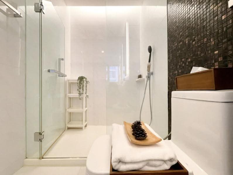 The Room Sukhumvit 69, Bangkok, 1539 Sukhumvit Road, Phra Kanong Nua, Watthana, Bangkok, 2 Bedrooms, 84 sqm, Condo For Rent, by Jentina Homes & Co, 500532106 - DDproperty.com