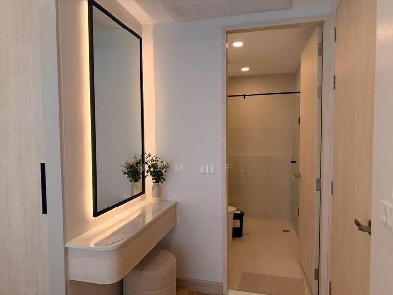 The Height, Bangkok, Soi Sukhumvit 55, Khlong Tan Nua, Watthana, Bangkok, 3 Bedrooms, 165 sqm, Condo For Sale, by Nami E., 500532120 - DDproperty.com