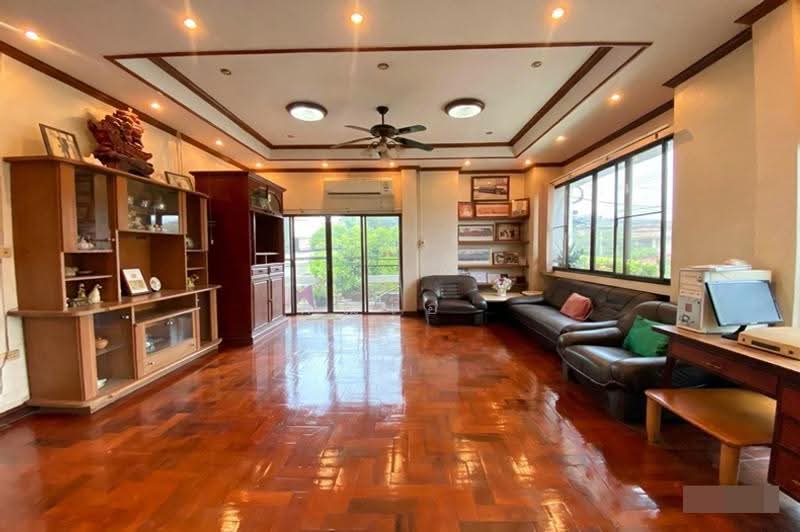 Yingruay Niwet Chaengwattana-Prachachuen, Nonthaburi, Prachachuen Road, Bang Talat, Pak Kret, Nonthaburi, 6 Bedrooms, 480 sqm, Single Detached House For Sale, by คุณเอ, 500532122 - DDproperty.com