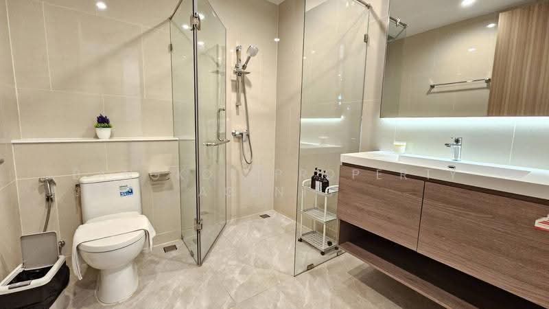 Sathorn 111, Bangkok, Thung Maha Mek, Sathon, Bangkok, 2 Bedrooms, 125 sqm, Condo For Rent, by BANGKOK PROPERTY AGENTS, 500532135 - DDproperty.com