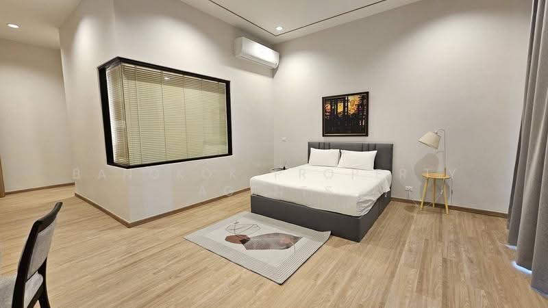 Sathorn 111, Bangkok, Thung Maha Mek, Sathon, Bangkok, 3 Bedrooms, 213 sqm, Condo For Rent, by BANGKOK PROPERTY AGENTS, 500532145 - DDproperty.com