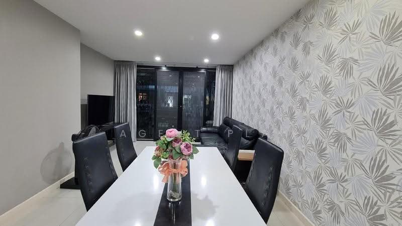 The Estate Srinakarin 2 : ดิ เอสเตท ศรีนครินทร์ 2, Bangkok, On Nut, Suan Luang, Bangkok, 3 Bedrooms, 195 sqm, Townhouse For Sale, by Agent Pla, 500532154 - DDproperty.com