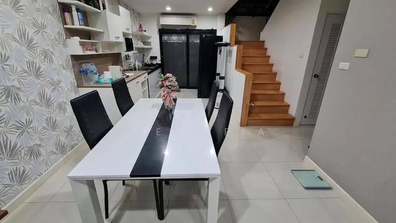 The Estate Srinakarin 2 : ดิ เอสเตท ศรีนครินทร์ 2, Bangkok, On Nut, Suan Luang, Bangkok, 3 Bedrooms, 195 sqm, Townhouse For Sale, by Agent Pla, 500532154 - DDproperty.com