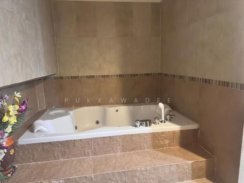 View Talay 5, Chon Buri (Pattaya), Nong Pru, Bang Lamung (Pattaya), Chon Buri (Pattaya), 1 Bedroom, 96 sqm, Condo For Sale, by Pukkawadee Thapmathi, 500532155 - DDproperty.com