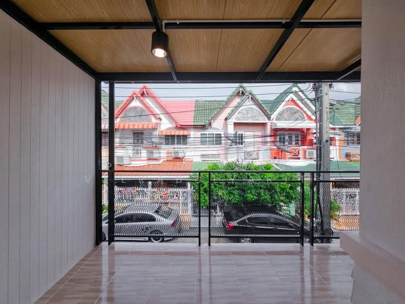 Rattanathani (Bang Bua Thong) : บ้านรัตนธานี (บางบัวทอง), นนทบุรี, กาญจนาภิเษก, บางรักพัฒนา, บางบัวทอง, นนทบุรี, 136 ตร.ม., ทาวน์เฮ้าส์ ขาย, โดย Poonyaporn Veerabulyarit, 500532156 - DDproperty.com