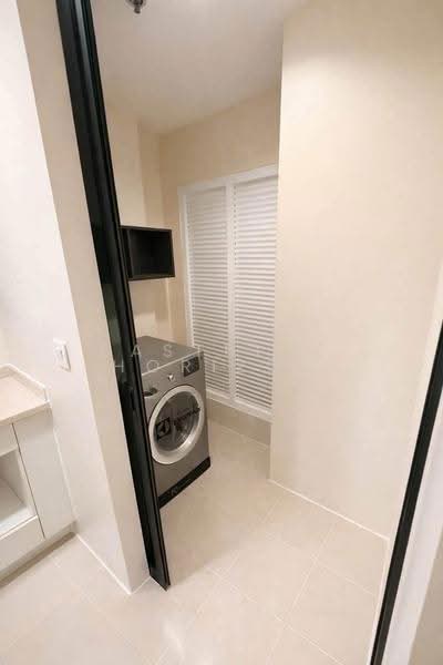 The Crest Phahonyothin 11, Bangkok, Soi Phaholyothin 11 Phaholyothin Road, Samsen Nai, Phaya Thai, Bangkok, 1 Bedroom, 44 sqm, Condo For Rent, by Eastblue Horizon, 500532159 - DDproperty.com