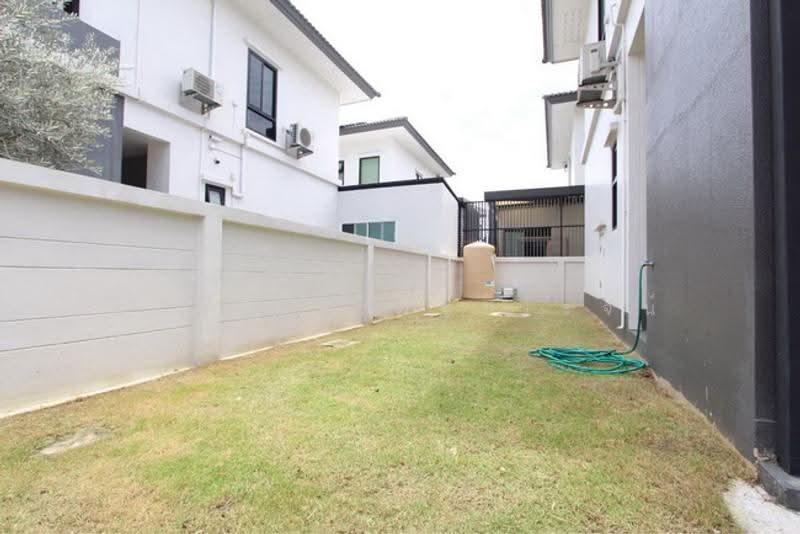 Britania Bangna Km. 42 : บริทาเนีย บางนา กม. 42, Chachoengsao, 199 5 ถ.จรัญนนท์, Bang Wua, Bang Pakong, Chachoengsao, 4 Bedrooms, 170 sqm, Single Detached House For Sale, by อภิชัย ลิ้มไชยโรจน์, 500532164 - DDproperty.com