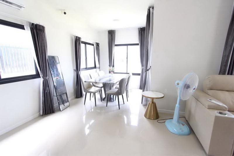 Britania Bangna Km. 42 : บริทาเนีย บางนา กม. 42, Chachoengsao, 199 5 ถ.จรัญนนท์, Bang Wua, Bang Pakong, Chachoengsao, 4 Bedrooms, 170 sqm, Single Detached House For Sale, by อภิชัย ลิ้มไชยโรจน์, 500532164 - DDproperty.com