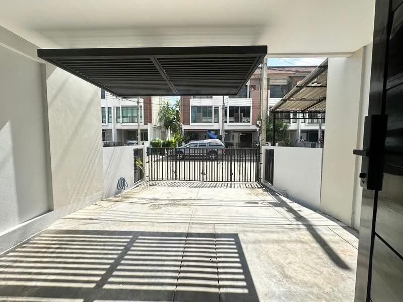 Townhouse - Sukhumvit 97/1, กรุงเทพ, บางจาก, พระโขนง, กรุงเทพ, 190 ตร.ม., ทาวน์เฮ้าส์ ให้เช่า, โดย BANGKOK PROPERTY AGENTS, 500532179 - DDproperty.com