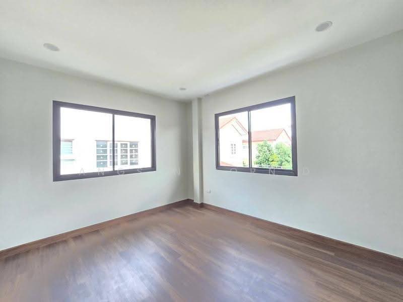 Chonlada Bangbuathong, Nonthaburi, Bang Kruai - Sai Noi Road, Bang Bua Thong, Nonthaburi, 3 Bedrooms, 234 sqm, Single Detached House For Sale, by Angsanaporn D, 500532187 - DDproperty.com