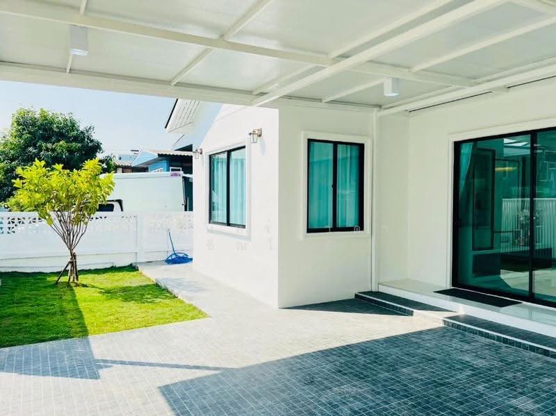 House near Central Bangna, Bangkok, Bang Na, Bangkok, 3 Bedrooms, 120 sqm, Single Detached House For Rent, by ปรินทร์ญาดา ชิณโชติ, 500532191 - DDproperty.com