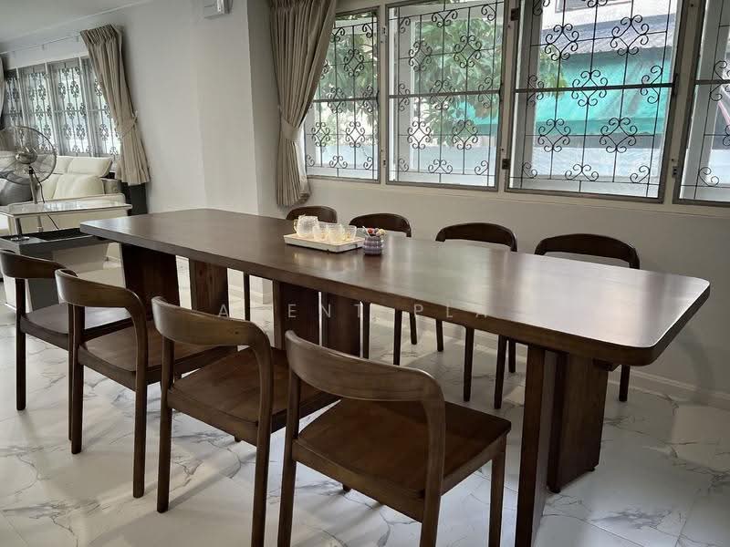 Single house for rent, Cozy Garden View style, Pattanakarn 53, near Hua Mak BTS station (SPSAD4157), Bangkok, Suan Luang, Bangkok, 4 Bedrooms, 452 sqm, Single Detached House For Rent, by Agent Pla, 500532201 - DDproperty.com