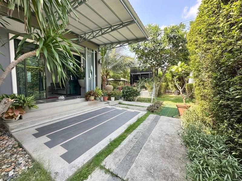 The Plant Exclusique Phatthanakan, Bangkok, Soi Phatthanakan 44, Suan Luang, Bangkok, 4 Bedrooms, 260 sqm, Single Detached House For Sale, by Kanrutai Dawruang, 500532205 - DDproperty.com