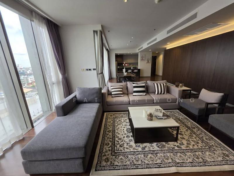 Piya Residence, Bangkok, Soi Sukhumvit 28-30, Khong Tan, Khlong Toei, Bangkok, 4 Bedrooms, 215 sqm, Condo For Rent, by Sutapat Pariwong, 500532223 - DDproperty.com