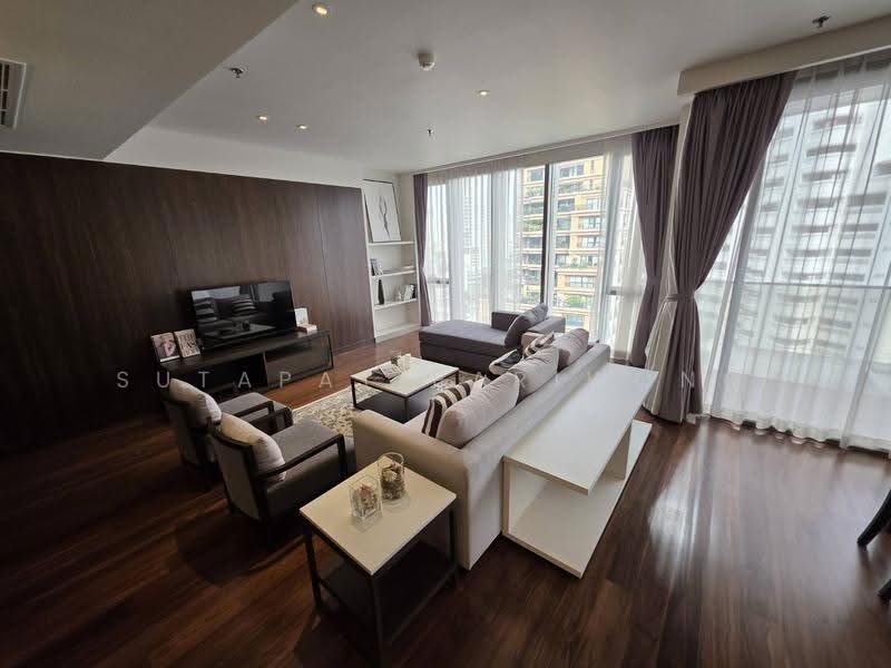 Piya Residence, Bangkok, Soi Sukhumvit 28-30, Khong Tan, Khlong Toei, Bangkok, 4 Bedrooms, 215 sqm, Condo For Rent, by Sutapat Pariwong, 500532223 - DDproperty.com