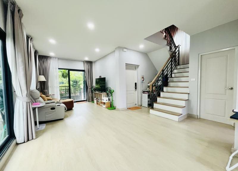 Centro Bangna-Kingkaew, Samut Prakan, Rachathewa, Bang Plee, Samut Prakan, 3 Bedrooms, 160 sqm, Single Detached House For Sale, by ฝากขายบ้าน ฝากขายบ้านมือสอง ฝากขายอสัง Realty HuB, 500532239 - DDproperty.com