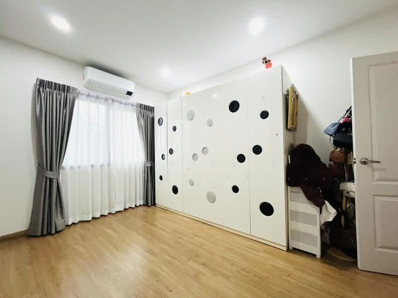 Centro Bangna-Kingkaew, Samut Prakan, Rachathewa, Bang Plee, Samut Prakan, 3 Bedrooms, 160 sqm, Single Detached House For Sale, by ฝากขายบ้าน ฝากขายบ้านมือสอง ฝากขายอสัง Realty HuB, 500532239 - DDproperty.com