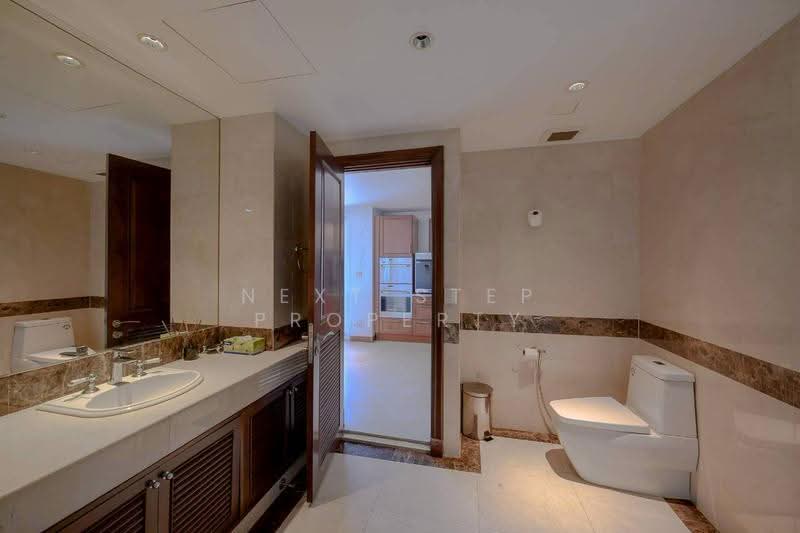 Las Colinas, Bangkok, Sukhumvit 21 Road, Khlongtoei Nua, Watthana, Bangkok, 4 Bedrooms, 698 sqm, Condo For Sale, by Next Step Property, 500532285 - DDproperty.com