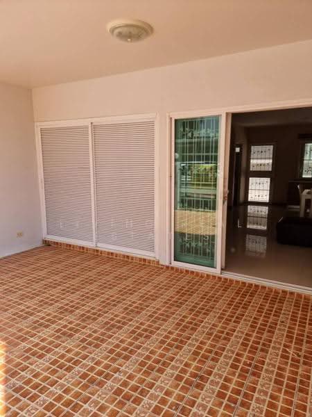 The Attic Lite Chaengwattana, Nonthaburi, Soi Si Chai Thong 29/2, Bang Talat, Pak Kret, Nonthaburi, 3 Bedrooms, 200 sqm, Townhouse For Rent, by Living Real Estates, 500532296 - DDproperty.com