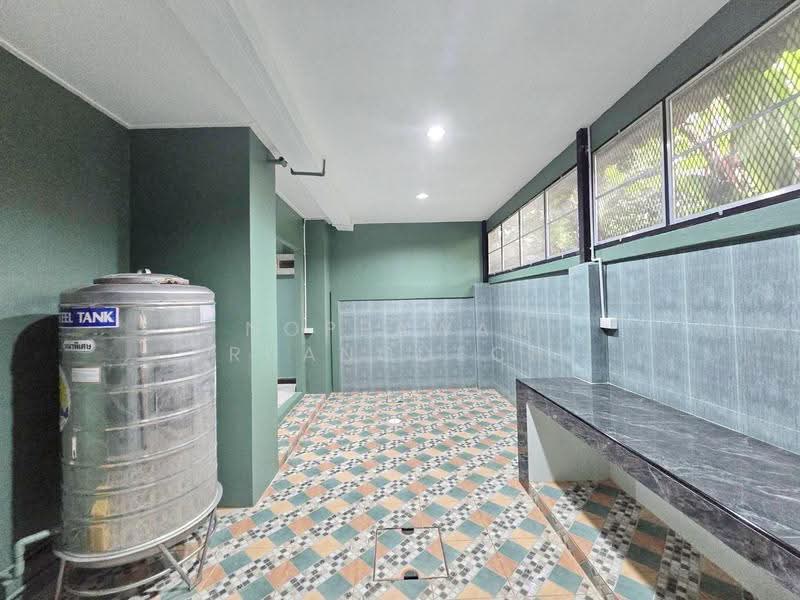 Budsarin Wongwaen-Rattanathibet, Nonthaburi, Ban Kluai-Sai Noi Road, Phimonrat, Bang Bua Thong, Nonthaburi, 3 Bedrooms, 106 sqm, Townhouse For Sale, by Noppawan Ruangdech, 500532311 - DDproperty.com