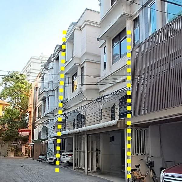 ให้เช่าอาคารพาณิชย์ 2 คูหา สุขุมวิท 39 ใกล้ BTS พร้อมพงษ์, bangkok, Khlong Tan Nua, Watthana, Bangkok, , 940 sqm, Shophouse For Rent, by RATCHA ESTATE (รัชชา เอสเตท), 500532317 - DDproperty.com