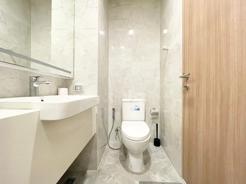 Noble Around Sukhumvit 33, Bangkok, 17 Soi Sukhumvit 33, Khlong Tan Nua, Watthana, Bangkok, 1 Bedroom, 27 sqm, Condo For Rent, by กฤตวรรณ ทะลอมคำ, 500532336 - DDproperty.com