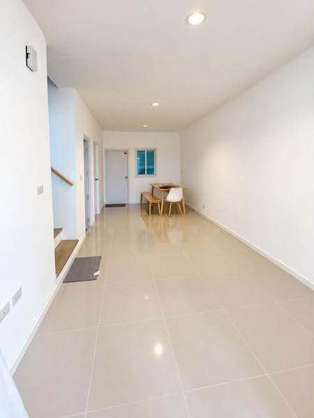 ให้เช่าทาวน์โฮมใหม่ ม.สิวารมณ์ เนเจอร์ พลัส ศรีราชา, Chon Buri (Pattaya), Surasak, Si Racha, Chon Buri (Pattaya), 4 Bedrooms, 70 sqm, Townhouse For Rent, by Dusit Saengfa, 500532347 - DDproperty.com