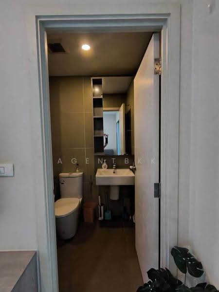 Elio Sathorn-Wutthakat, Bangkok, Kanlapaphruek Road, Bangko, Chom Thong, Bangkok, 1 Bedroom, 31 sqm, Condo For Rent, by Agentbkk, 500532354 - DDproperty.com
