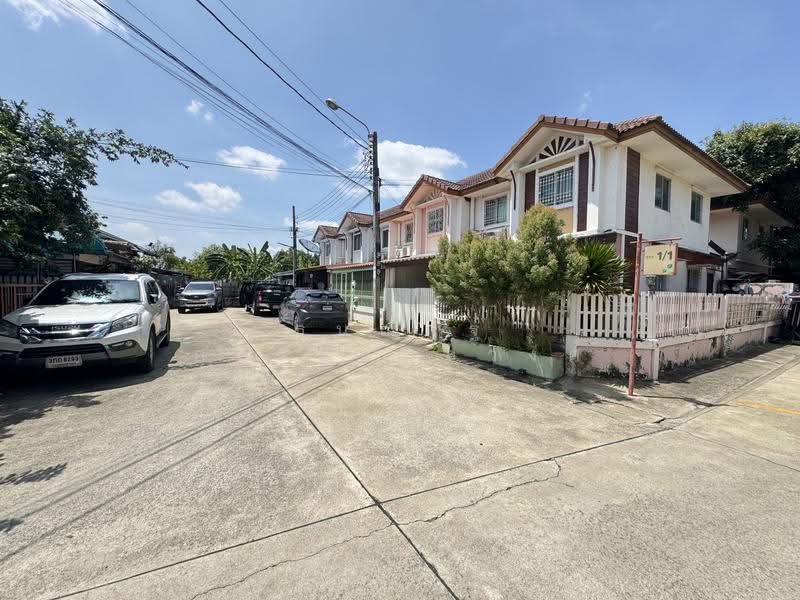 พฤกษาวิลล์4, Bangkok, Nong Kham, Nong Khaem, Bangkok, 3 Bedrooms, 158 sqm, Townhouse For Sale, by ธนณัฎฐ์ ศตายุสกุลวงศ์, 500532358 - DDproperty.com