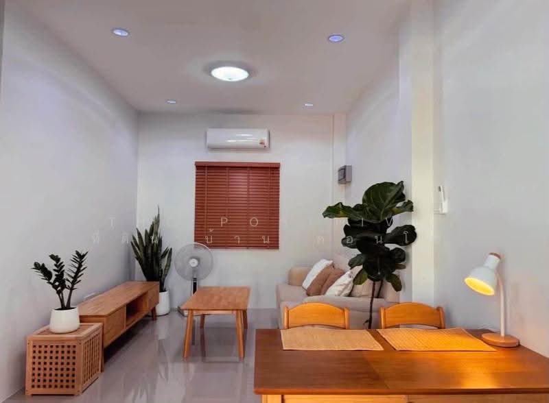 Townhouse in Saraphi, Tha Wang Tan, Chiang Mai, Tha Wang Tal, Saraphi, Chiang Mai, 3 Bedrooms, 160 sqm, Townhouse For Rent, by The Positive ที่ดิน บ้าน คอนโด , 500532375 - DDproperty.com
