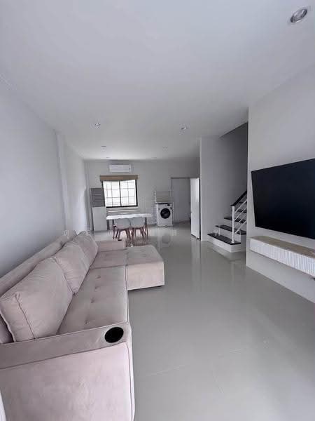 ให้เช่าทาวน์โฮมใหม่ ม.เดอะมิลตัน นิคมพัฒนาซอย5 ระยอง, Rayong, Nikhom Pattana, Rayong, 3 Bedrooms, 85 sqm, Townhouse For Rent, by Dusit Saengfa, 500532381 - DDproperty.com