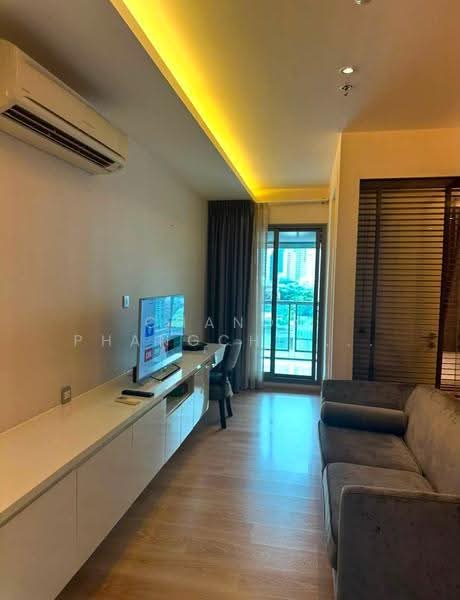 H Sukhumvit 43, Bangkok, 28 Sukhumvit 34 Road, Khlong Tan Nua, Watthana, Bangkok, 1 Bedroom, 43 sqm, Condo For Rent, by Chanon Phangchienghien, 500532384 - DDproperty.com