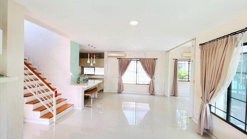 Mantana Lake Watcharapol, Bangkok, Sukhaphiban 5 Road, O-Ngoen, Sai Mai, Bangkok, 3 Bedrooms, 203 sqm, Single Detached House For Sale, by Rinrada Saelee, 500532403 - DDproperty.com