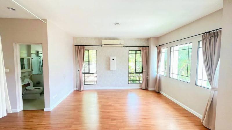 Mantana Lake Watcharapol, Bangkok, Sukhaphiban 5 Road, O-Ngoen, Sai Mai, Bangkok, 3 Bedrooms, 203 sqm, Single Detached House For Sale, by Rinrada Saelee, 500532403 - DDproperty.com