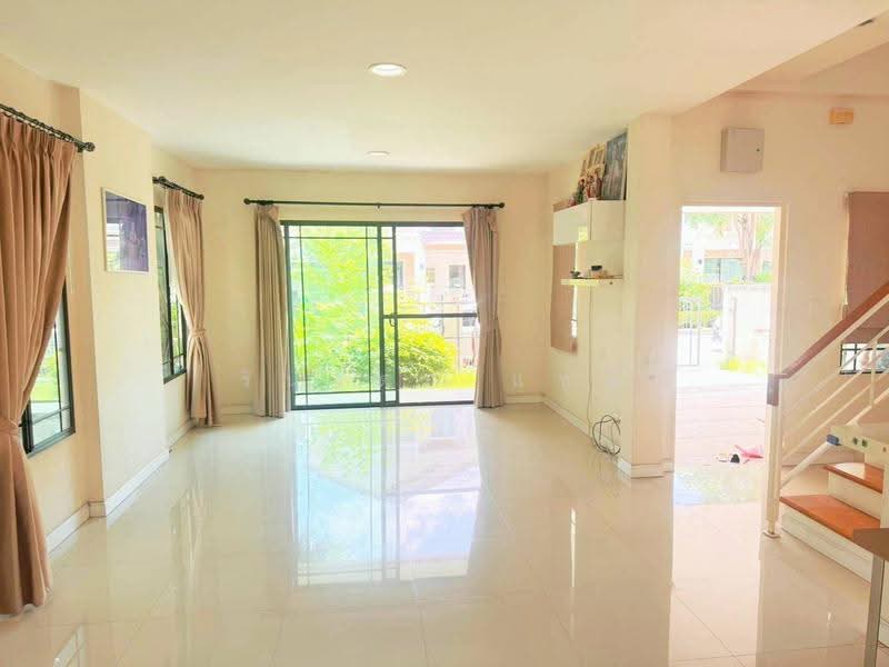 Mantana Lake Watcharapol, Bangkok, Sukhaphiban 5 Road, O-Ngoen, Sai Mai, Bangkok, 3 Bedrooms, 203 sqm, Single Detached House For Sale, by Rinrada Saelee, 500532403 - DDproperty.com