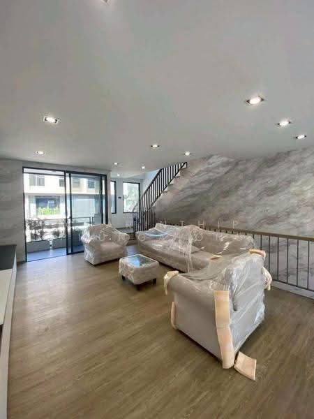 Ther Ladprao 93, Bangkok, Lat Phrao Road, Khlong Chaokhun Sing, Wang Thonglang, Bangkok, 3 Bedrooms, 223 sqm, Townhouse For Rent, by Charinthip Phungalong, 500532404 - DDproperty.com