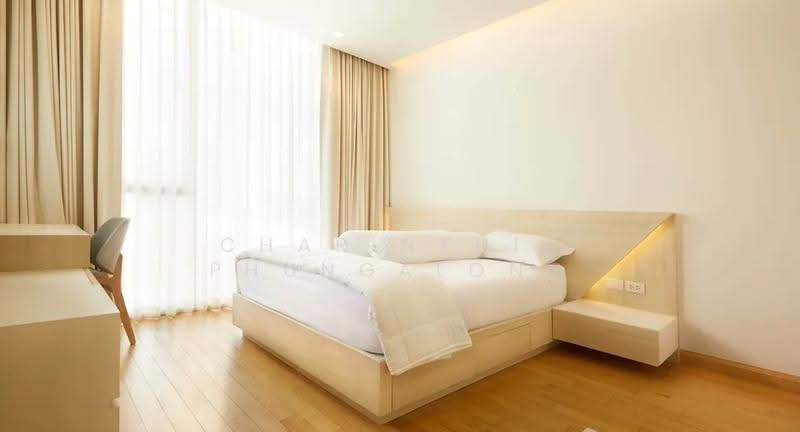 3-story detached house with 3 bedrooms at Hem 52 At Rama 9 near MRT Phetchaburi, Bangkok, Bang Kapi, Huai Khwang, Bangkok, 3 Bedrooms, 390 sqm, Single Detached House For Rent, by Charinthip Phungalong, 500532410 - DDproperty.com