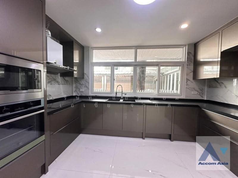4 Bedrooms House for Rent in New Phetchaburi, Bangkok near BTS Victory Monument, Bangkok, Thanon Phaya Thai, Ratchathewi, Bangkok, 4 Bedrooms, 500 sqm, Single Detached House For Rent, by บริษัท แอคคอม เอเซีย จำกัด, 500532411 - DDproperty.com