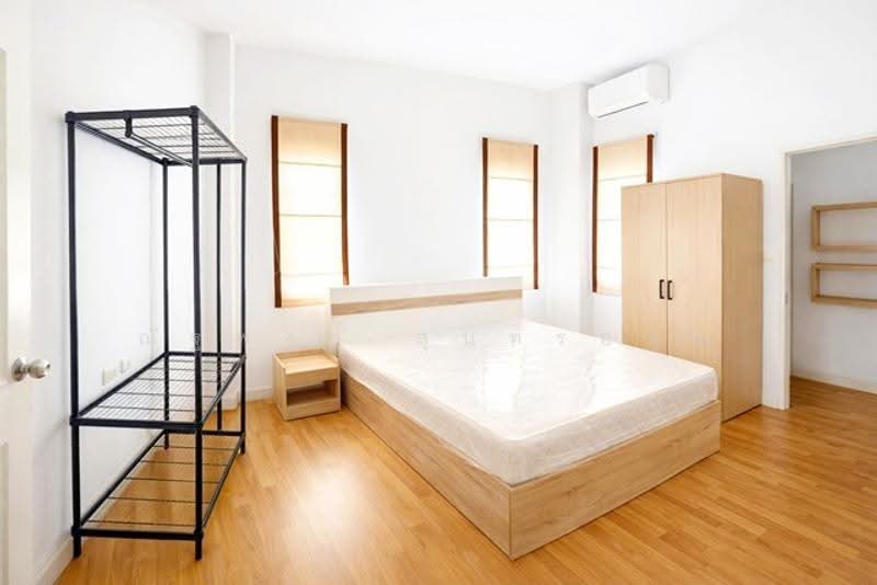 ไม่พบโครงการ, Bangkok, ปัญญาเนเชอรัลปาร์ค, Sam Wa Tawan Tok, Khlong Sam Wa, Bangkok, 3 Bedrooms, 280 sqm, Single Detached House For Rent, by ณัฐพงศ์ สุนทรอรุณ, 500532575 - DDproperty.com
