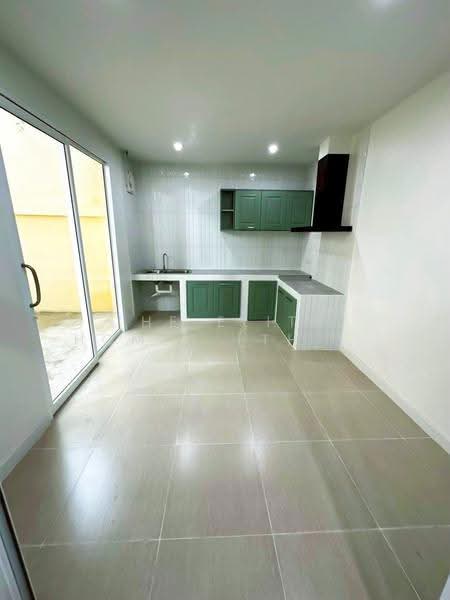 Yenakart Residence, Bangkok, 3 Soi Prasat Suk, Chong Nonsi, Yan Nawa, Bangkok, 4 Bedrooms, 450 sqm, Townhouse For Rent, by The Elite Homes (Thailand) Co., Ltd., 500532724 - DDproperty.com