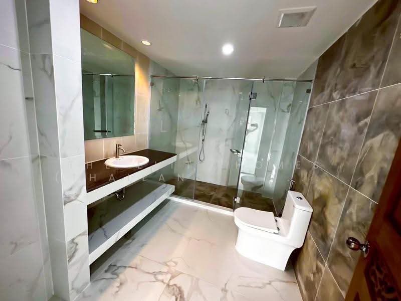 Yenakart Residence, Bangkok, 3 Soi Prasat Suk, Chong Nonsi, Yan Nawa, Bangkok, 4 Bedrooms, 450 sqm, Townhouse For Rent, by The Elite Homes (Thailand) Co., Ltd., 500532724 - DDproperty.com